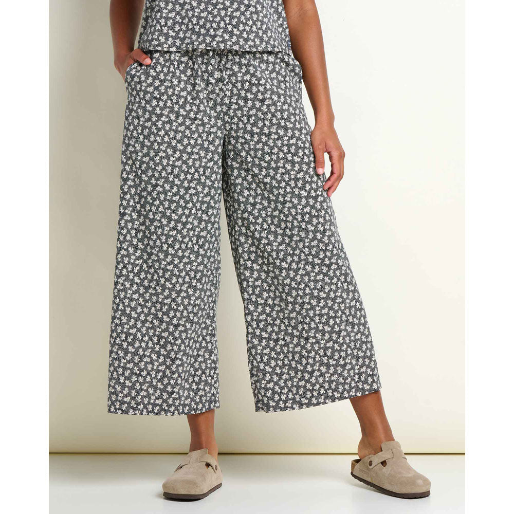 Toad&Co. Womens Sunkissed Wide Leg Crop Pant Black and Salt Print