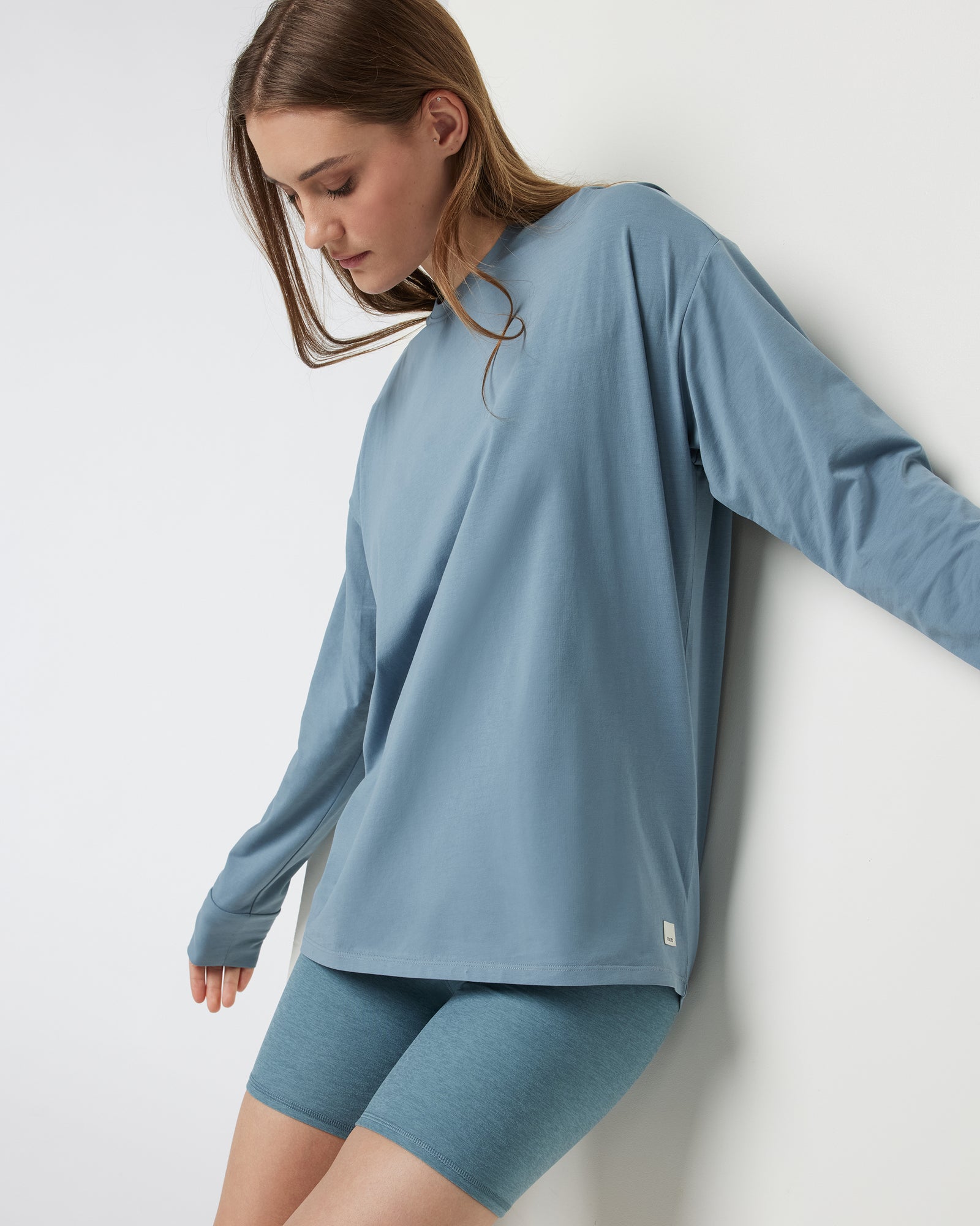 Vuori W LS Feather Tee SKB Smoke Blue