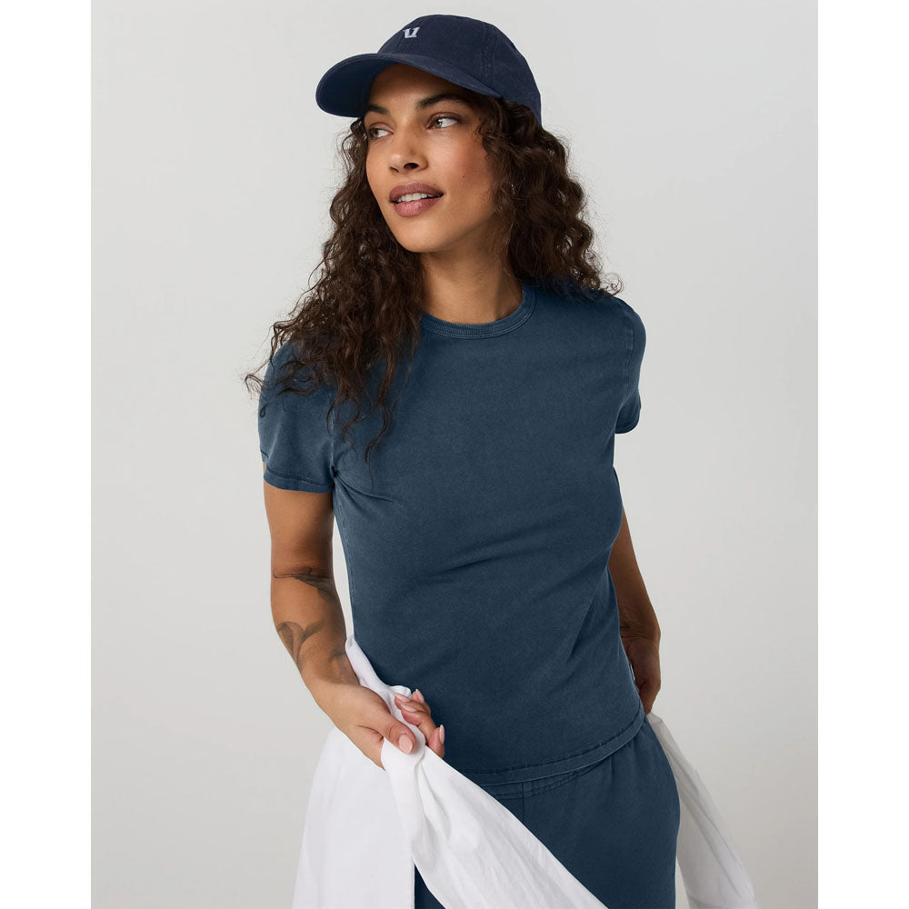Vuori Womens Short Sleeve Feather Classic Tee - Garment Dye Ocean Blue