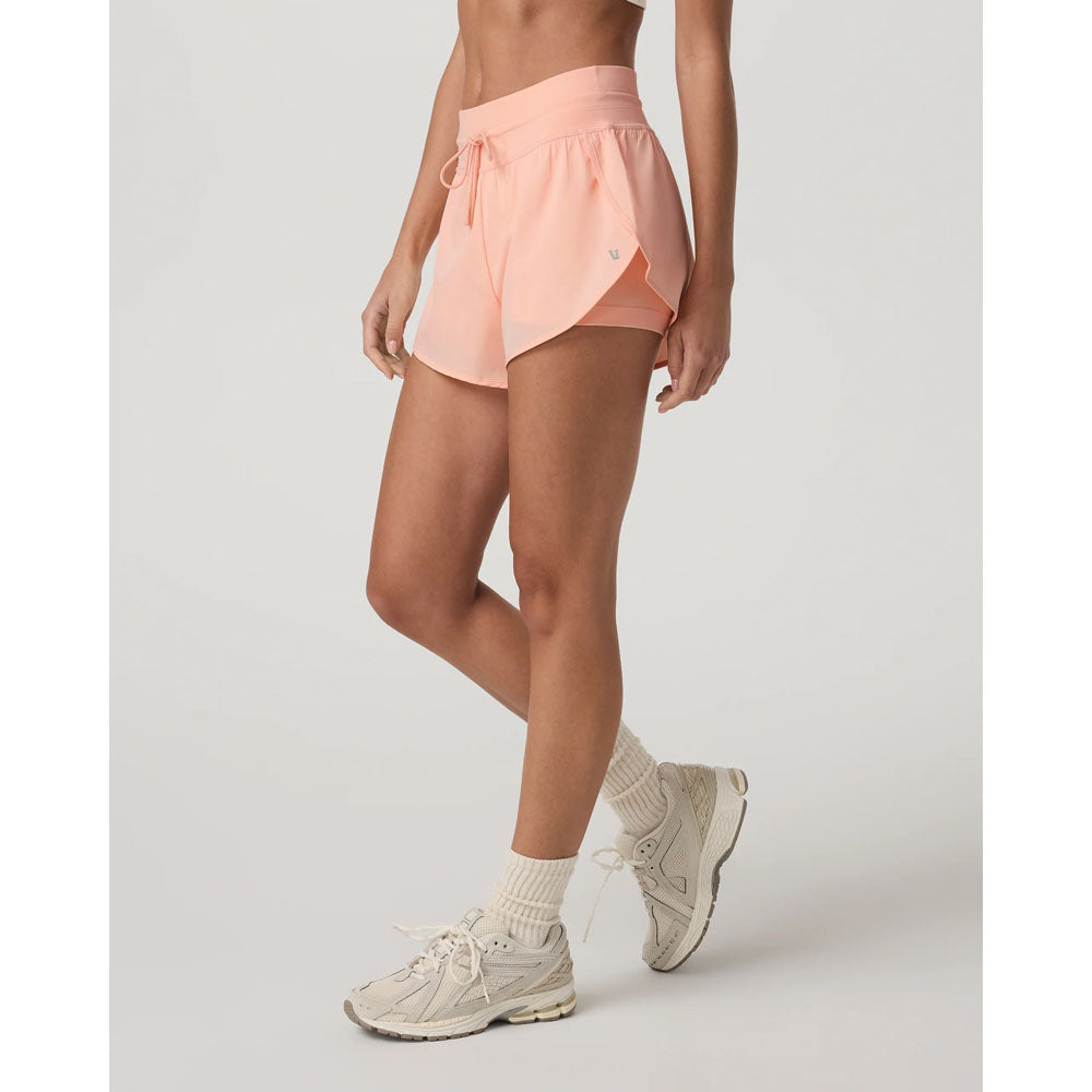 Vuori Womens Daily Speed Short 2.5 Light Peach