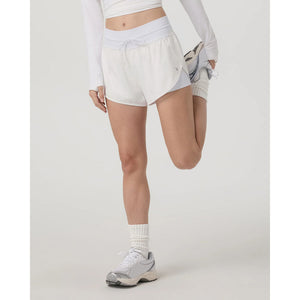 Vuori Womens Daily Speed Short 2.5 White