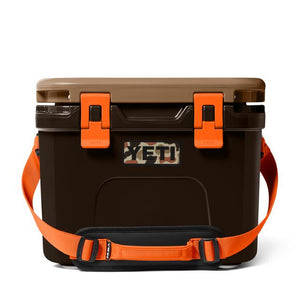 Yeti Roadie 15 Wetlands Camo