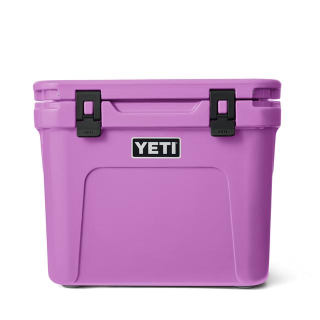 Yeti Roadie 32 Wheeled Cooler Desert Bloom