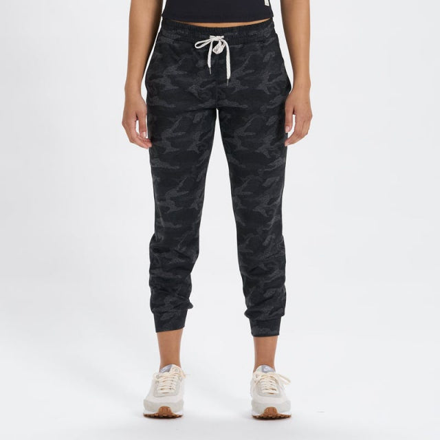 Vuori Womens Performance Jogger Black Camo