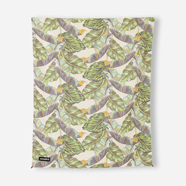 Nomadix Festival Blanket: Tie-dye Black And White Banana Leaf