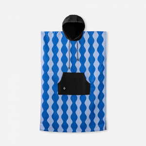 Nomadix Changing Poncho: Wave Blue Slack Tide Coastal Blue