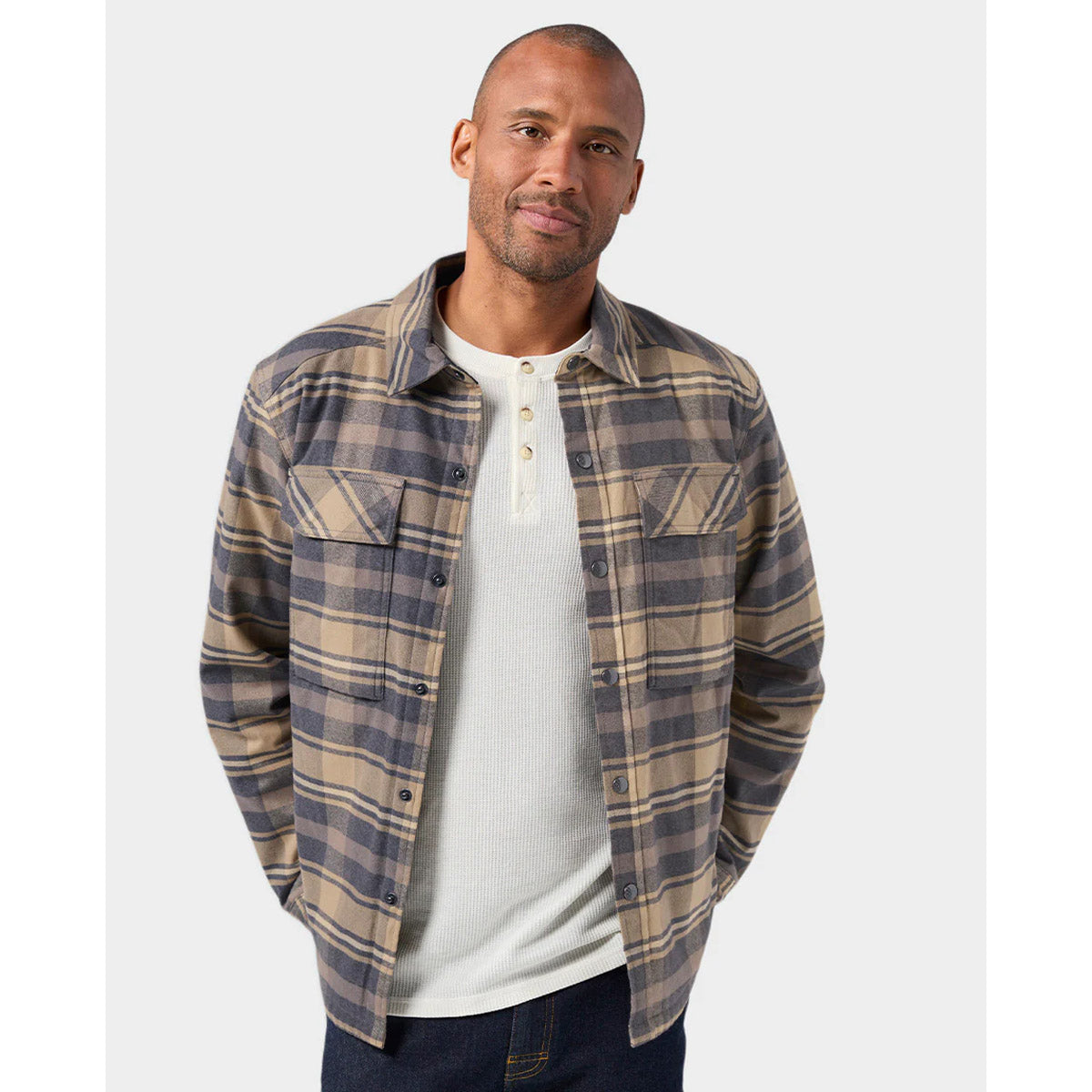 Stio Men's Buckhorn Insulated Snap Shirt Boundary Black Plaid