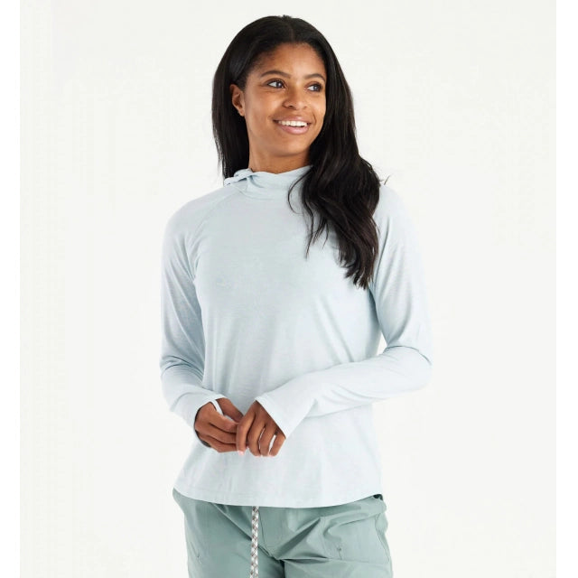 Free Fly Apparel Women&#39;s Elevate Hoodie 408 Heather Tide Pool