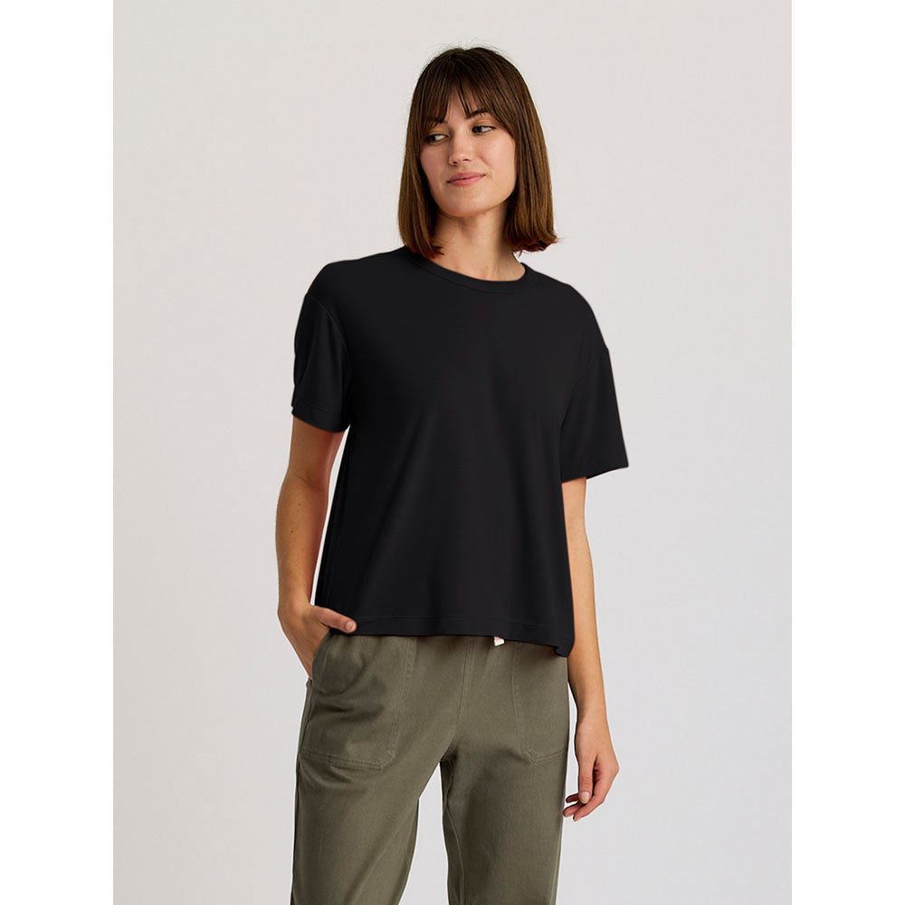 Free Fly Apparel Womens Elevate Lightweight Tee Black