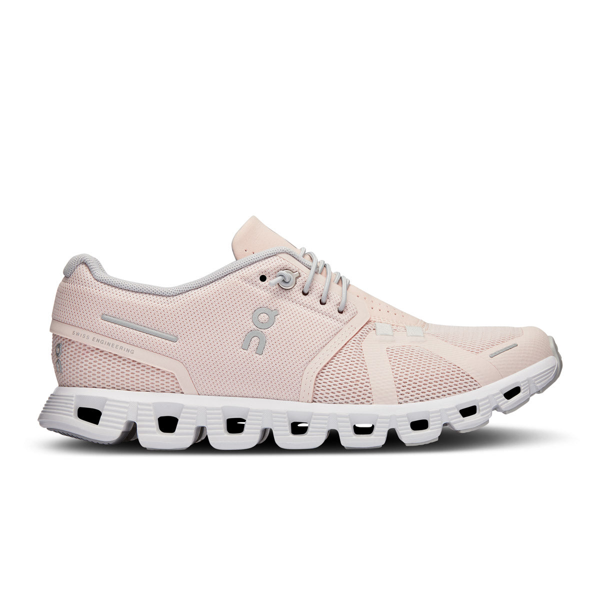 On Running Women&#39;s Cloud 5 Shell | White