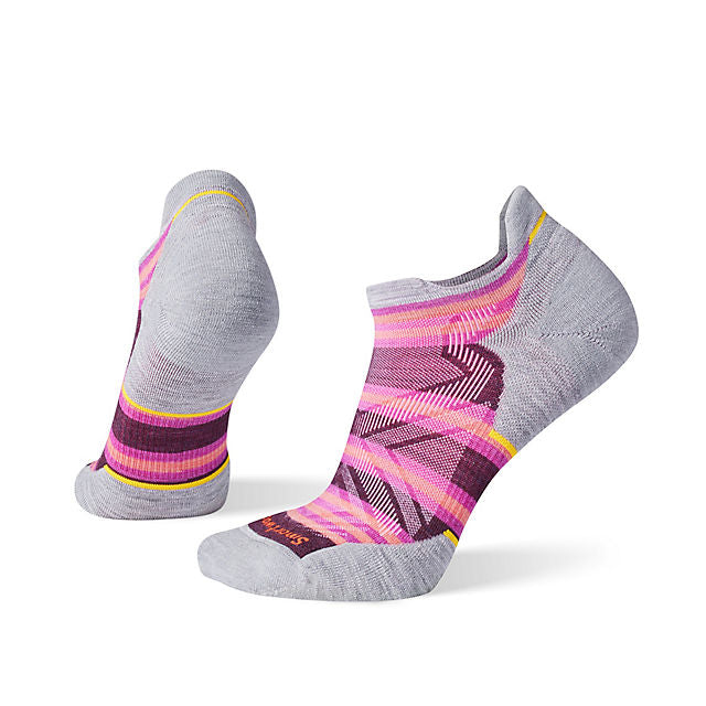 Smartwool Women&#39;s Run Targeted Cushion Stripe Low Ankle Socks 590 Bordeaux