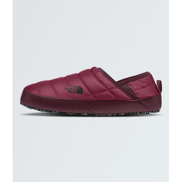 The North Face Women&#39;s ThermoBall Traction Mule V 69O Beetroot/Alpine Plum