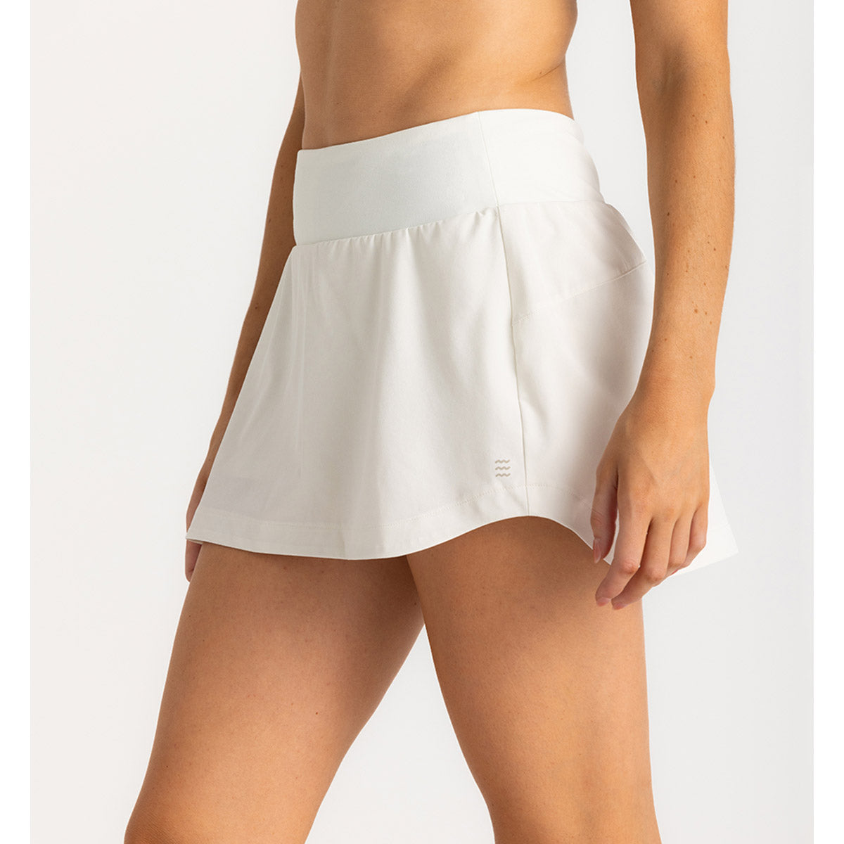 Free Fly Apparel Women's Bamboo-Lined Active Breeze Skort Sea Salt