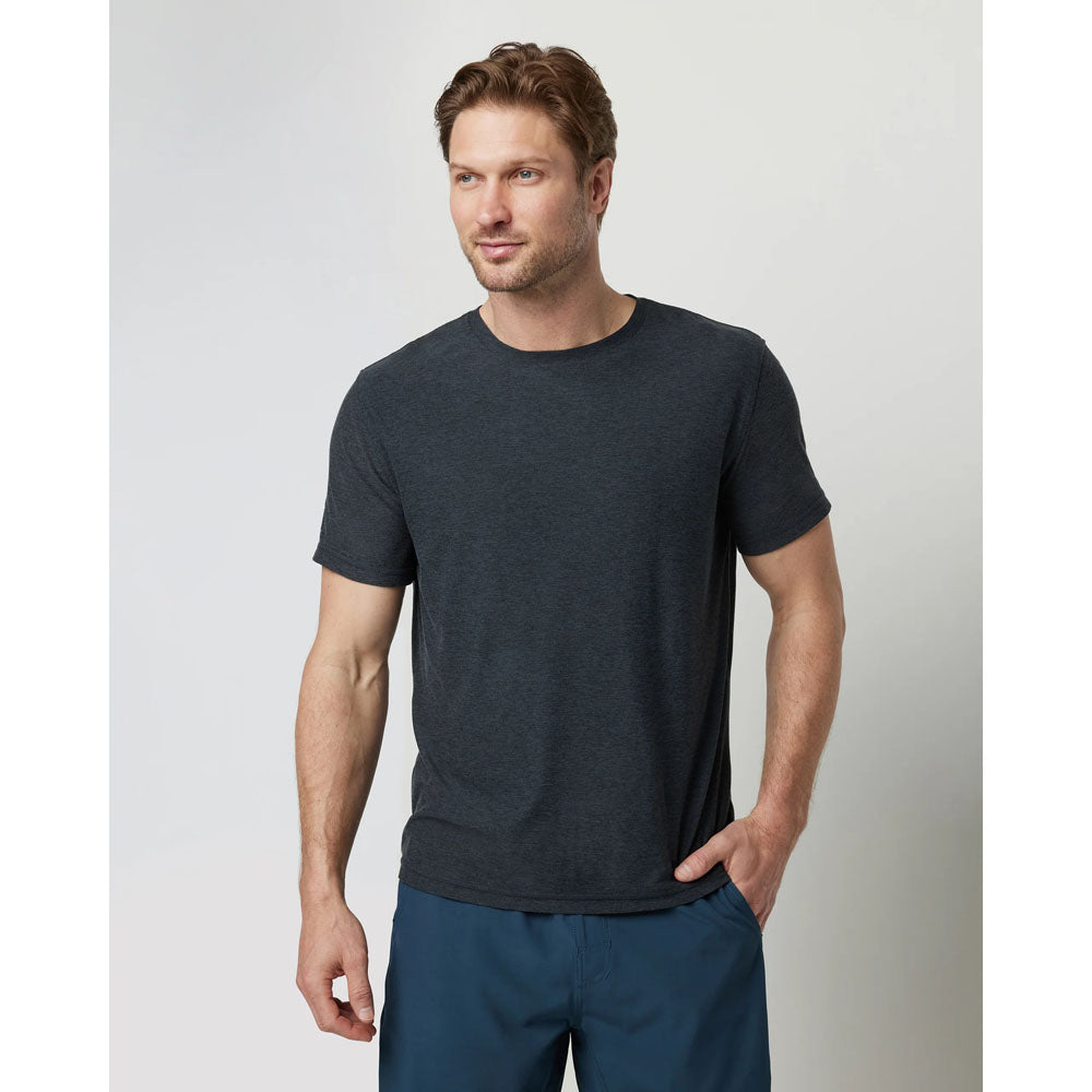 Vuori Mens Strato Tech Tee Charcoal Heather