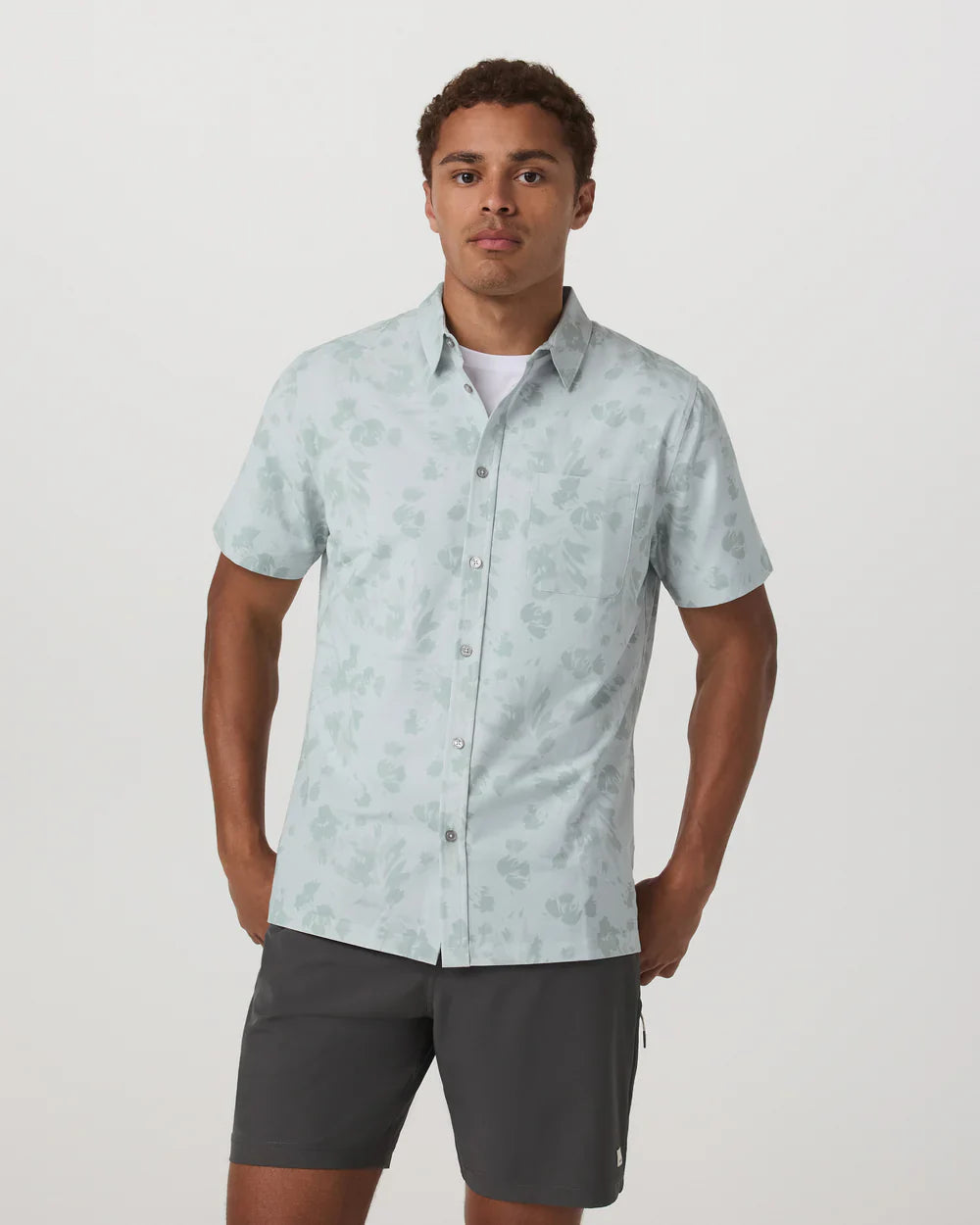 Vuori Mens Short Sleeve Bridge Button-Down SIS Sable Mini Stripe
