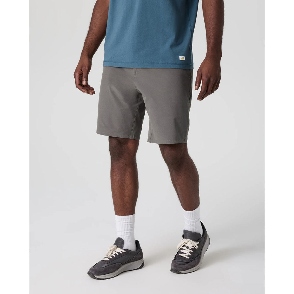Vuori Mens Aim Short Warm Grey