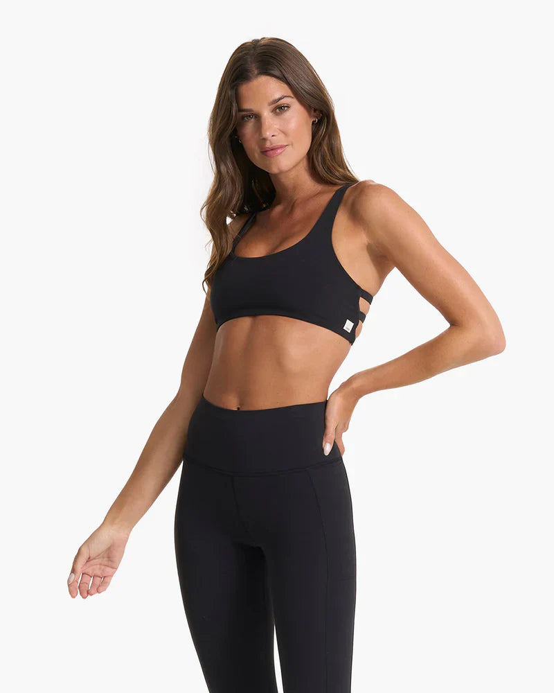 Vuori Women&#39;s Yosemite Bra BLK Black