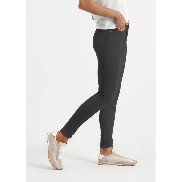 Women&#39;s No Sweat Pant Mid Rise Skinny