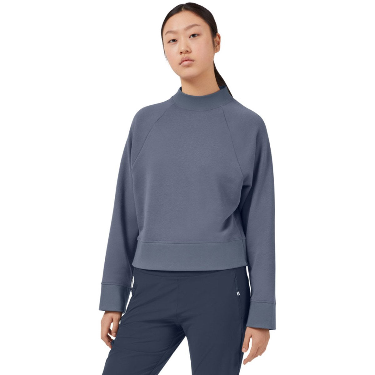 womens-crew-neck_dark